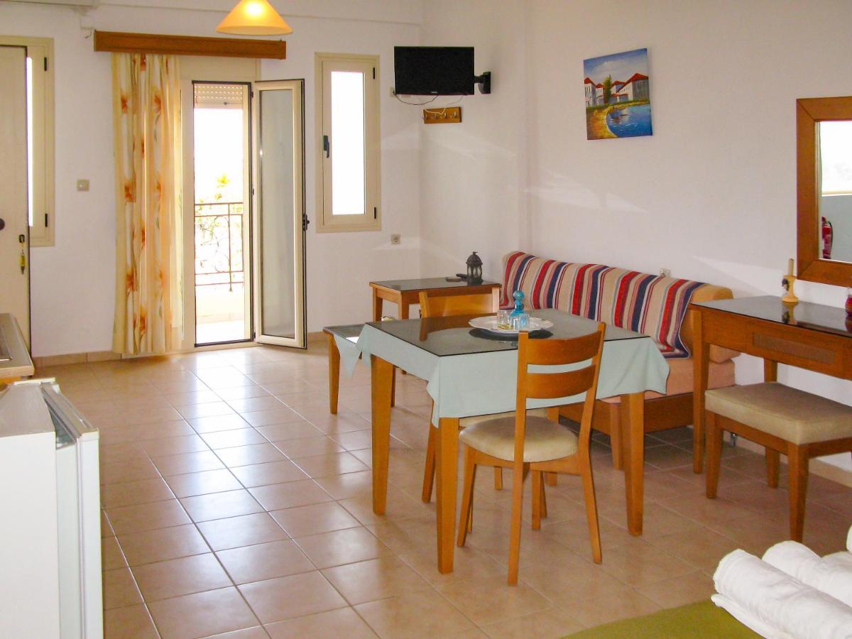 Fotis Studios Apartments Goúves Eksteriør bilde