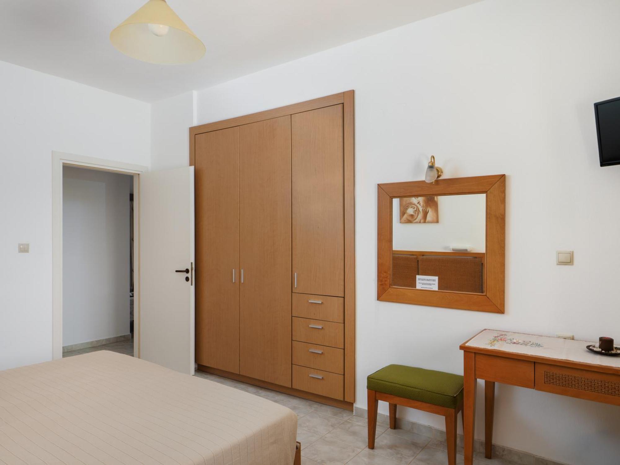 Fotis Studios Apartments Goúves Eksteriør bilde