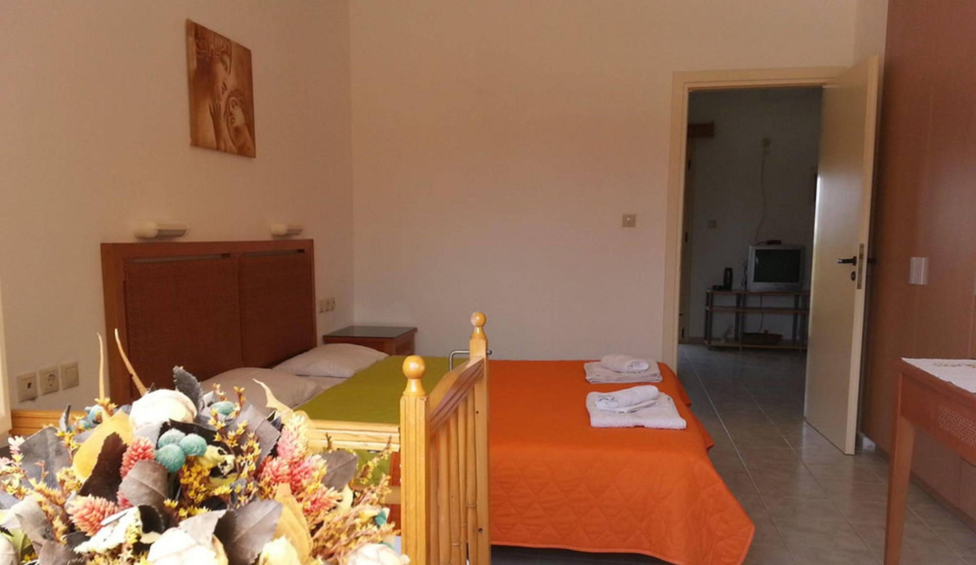 Fotis Studios Apartments Goúves Eksteriør bilde